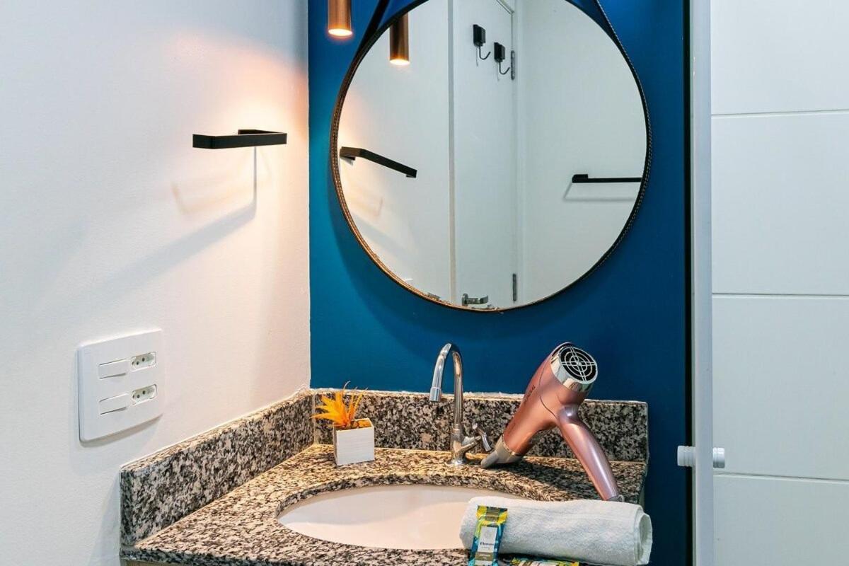Blue No Bras Com Piscina/metro Bras São Paulo